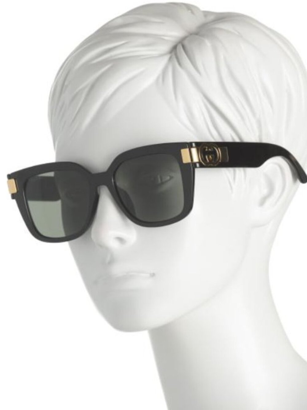 Gucci, 54mm square sunglasses almost brand new!